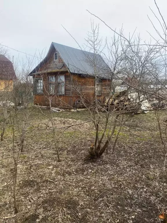 Дом в Новгородская область, Новгородский район, Ермолинское с/пос, д. ... - Фото 1