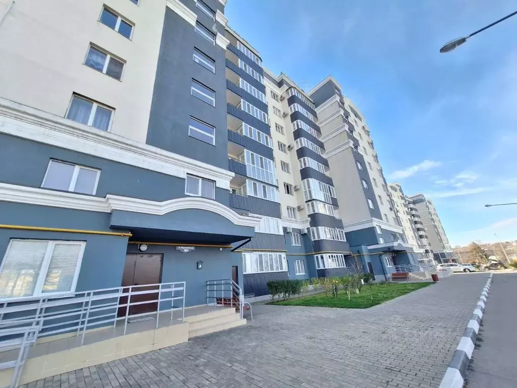 2-к кв. Крым, Симферополь ул. Индустриальная, 28к3 (52.2 м) - Фото 1