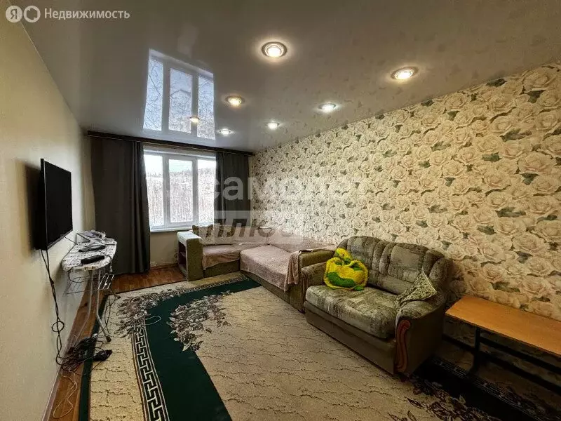 3-комнатная квартира: Тында, улица Красная Пресня, 25 (59.1 м) - Фото 0