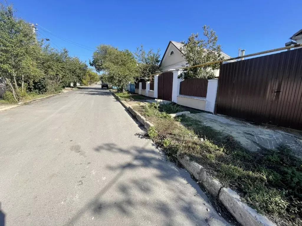 Дом в Крым, Симферополь ул. Лизы Чайкиной (100 м) - Фото 0