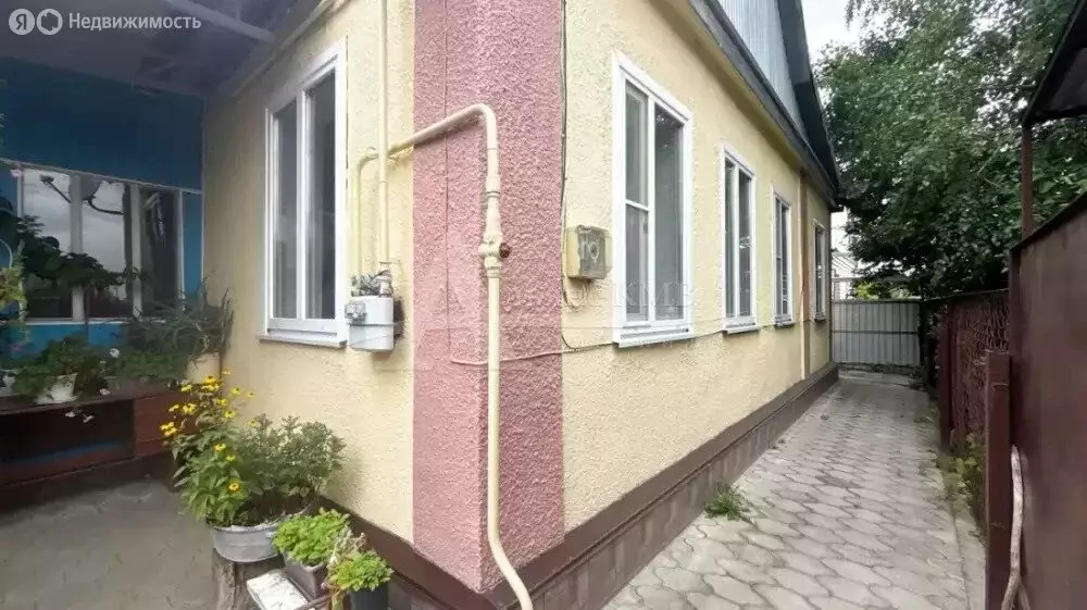 Дом в Новопавловск, Красноармейская улица (78 м) - Фото 1