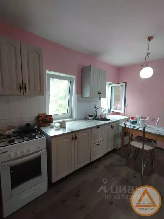 Дом в Краснодарский край, Туапсе ул. Тимирязева, 10 (60 м) - Фото 2