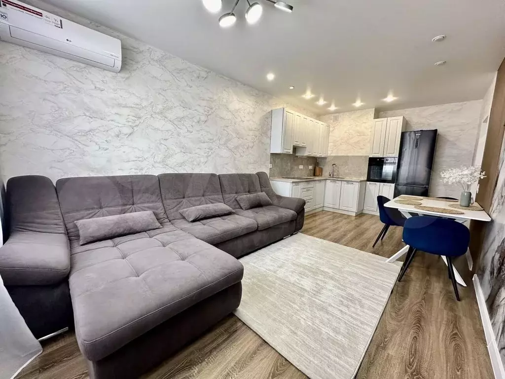 3-к. квартира, 60 м, 12/17 эт. - Фото 0
