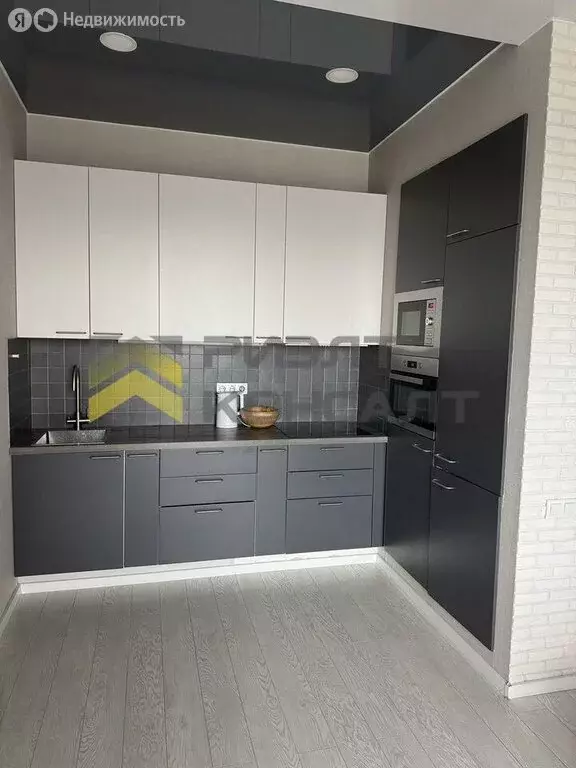 2-комнатная квартира: Омск, улица Крупской, 13/3 (56 м) - Фото 1