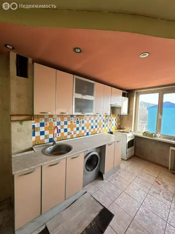 3-комнатная квартира: Горно-Алтайск, Алтайская улица, 22 (68.8 м) - Фото 1