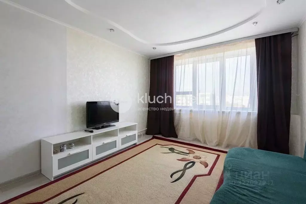 3-к кв. Татарстан, Казань ул. Адоратского, 31 (65.0 м) - Фото 0