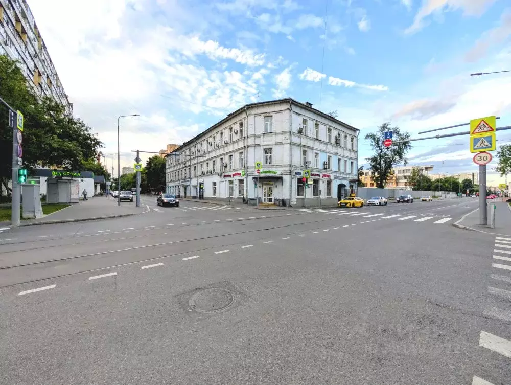 Помещение свободного назначения в Москва Октябрьская ул., 26С1 (200 м) - Фото 1