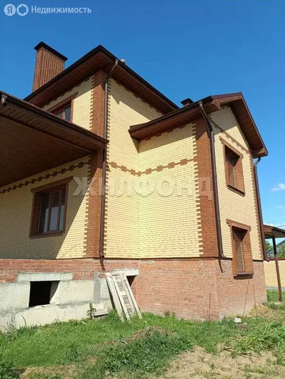 Дом в Новый, улица Победы (320 м) - Фото 0