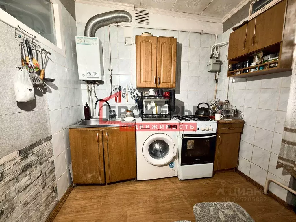 2-к кв. Севастополь ул. Розы Люксембург, 47 (43.8 м) - Фото 2