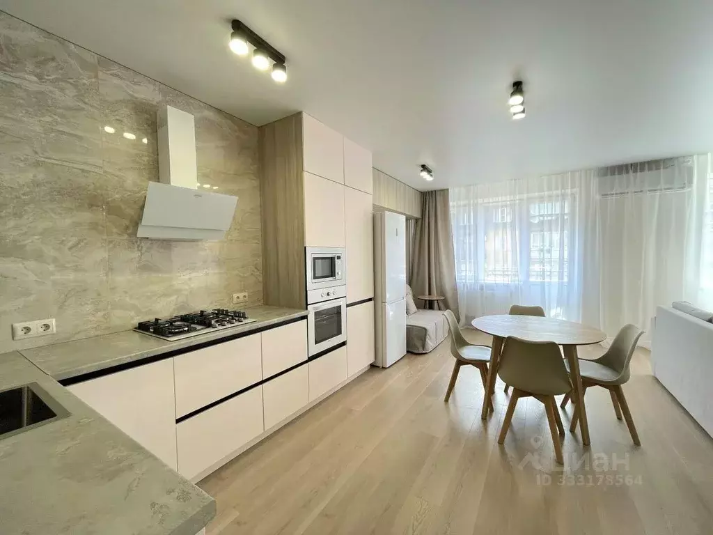 2-к кв. Ставропольский край, Ессентуки ул. Орджоникидзе, 84к2 (85.0 м) - Фото 1