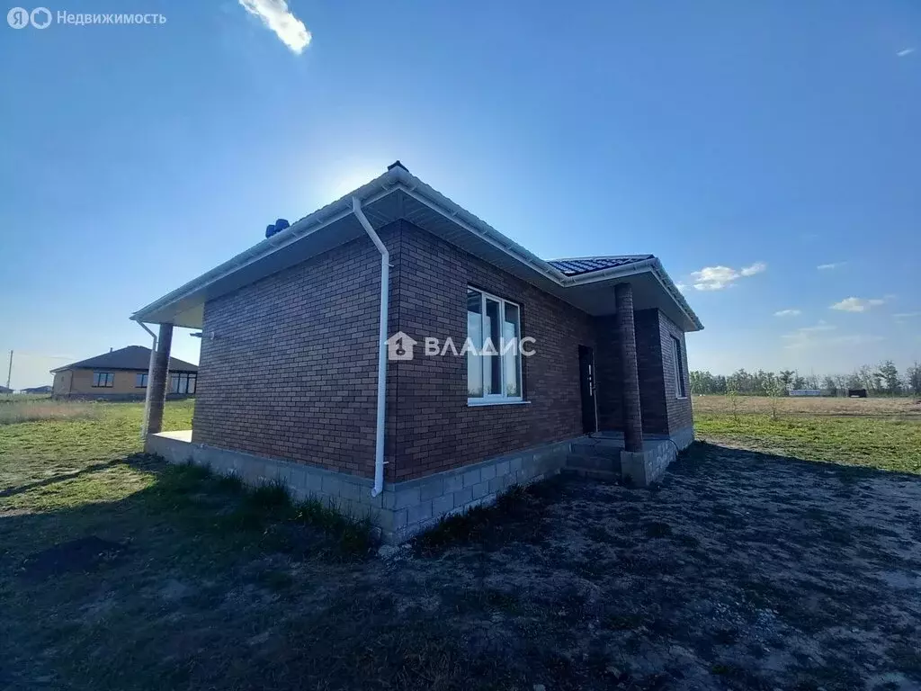 Дом в Белгородская область, Яковлевский муниципальный округ, село ... - Фото 1