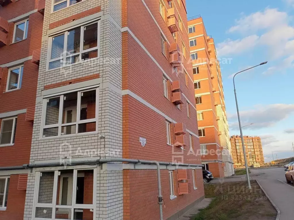 2-к кв. Волгоградская область, Волгоград ул. 70-летия Победы, 27 (44.5 ... - Фото 2