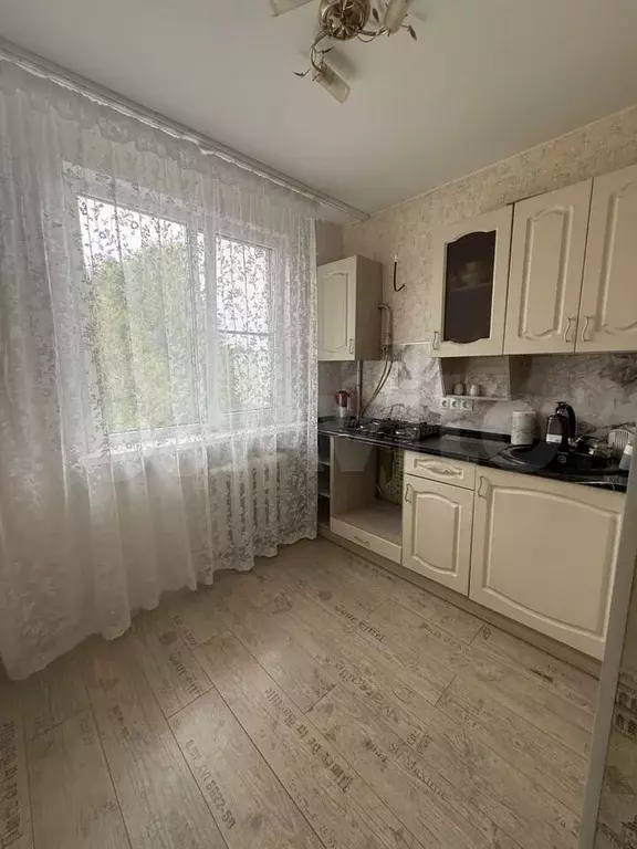 1-к. квартира, 29,9 м, 4/4 эт. - Фото 0