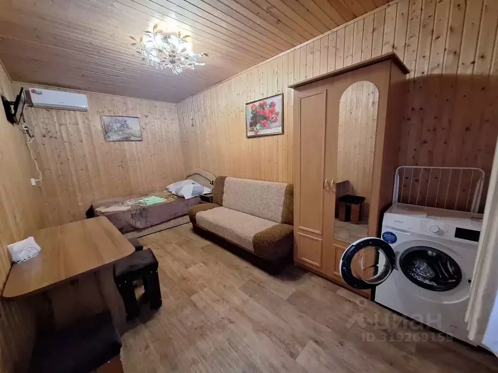 2-к кв. Крым, Феодосия ул. Дружбы, 23 (35.0 м) - Фото 0