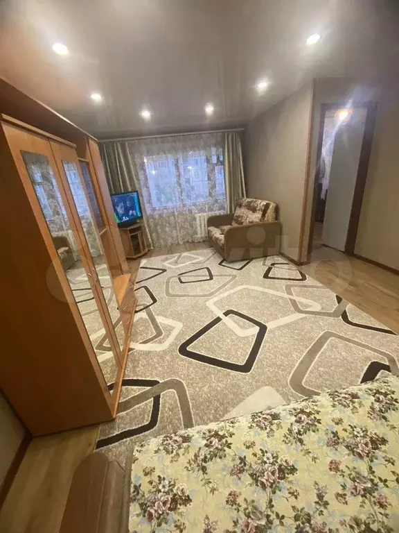 2-к. квартира, 42 м, 2/5 эт. - Фото 0