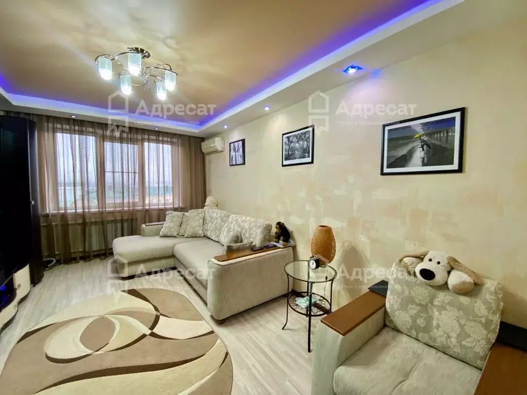 2-к кв. Волгоградская область, Волгоград Казахская ул., 8 (53.3 м) - Фото 1