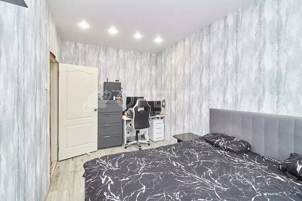 2-к кв. Тюменская область, Тюмень ул. Осипенко, 63 (42.7 м) - Фото 1