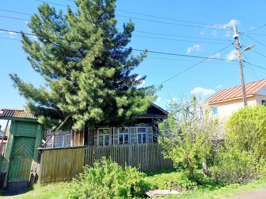 Дом в Свердловская область, Екатеринбург ул. Шатровая, 6 (50 м) - Фото 1