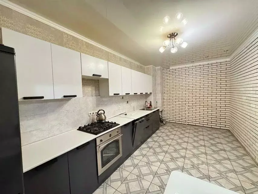 2-к кв. Саратовская область, Энгельс ул. Шурова Гора, 7/16 (68.0 м) - Фото 2