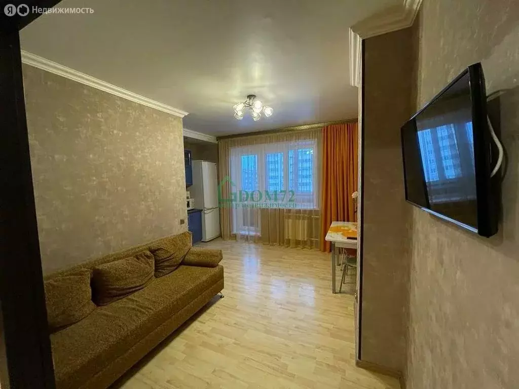 2-комнатная квартира: Тобольск, 4-й микрорайон, 36 (65 м) - Фото 1