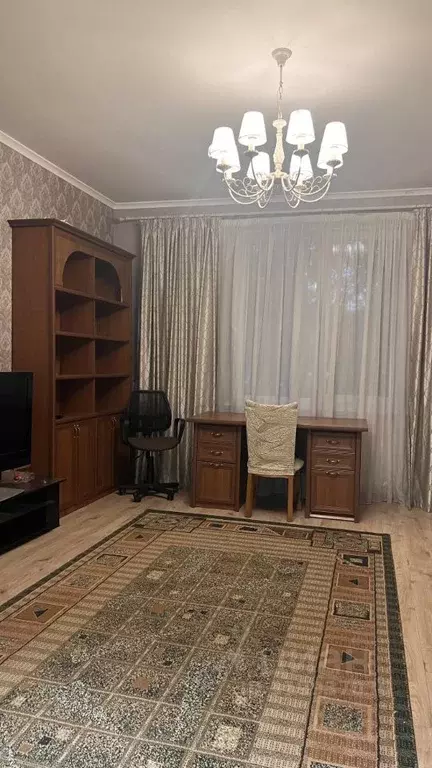 2-к кв. Крым, Симферополь ул. Аэрофлотская, 5А (80.0 м) - Фото 1