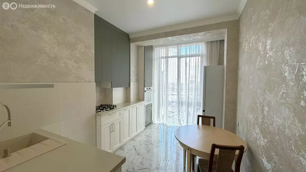 3-комнатная квартира: Нальчик, улица Тарчокова, 125 (77.7 м) - Фото 2