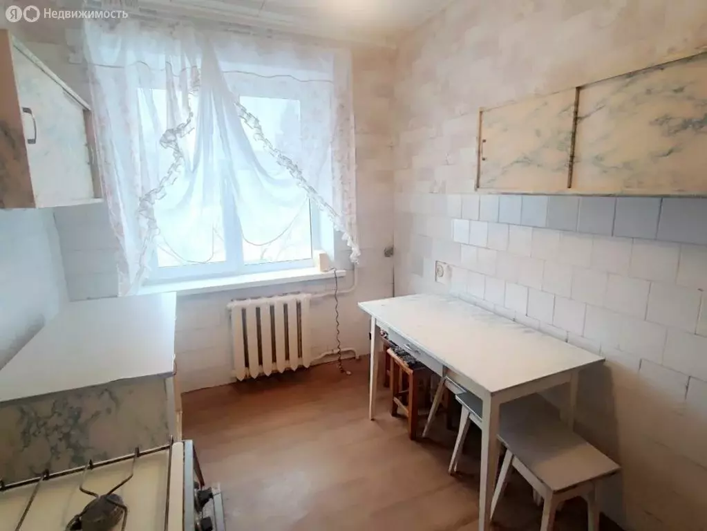 3-комнатная квартира: Уфа, улица Рабкоров, 2/3 (62.7 м) - Фото 2