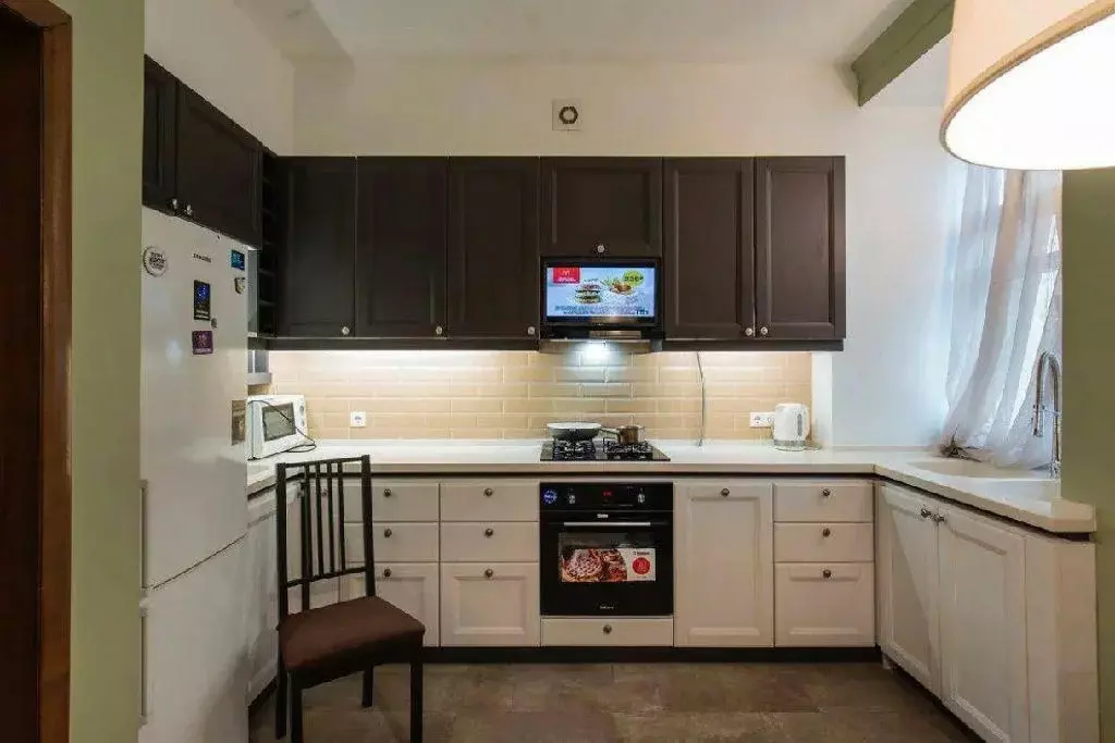 Продается 3-комнатная квартира - Фото 2