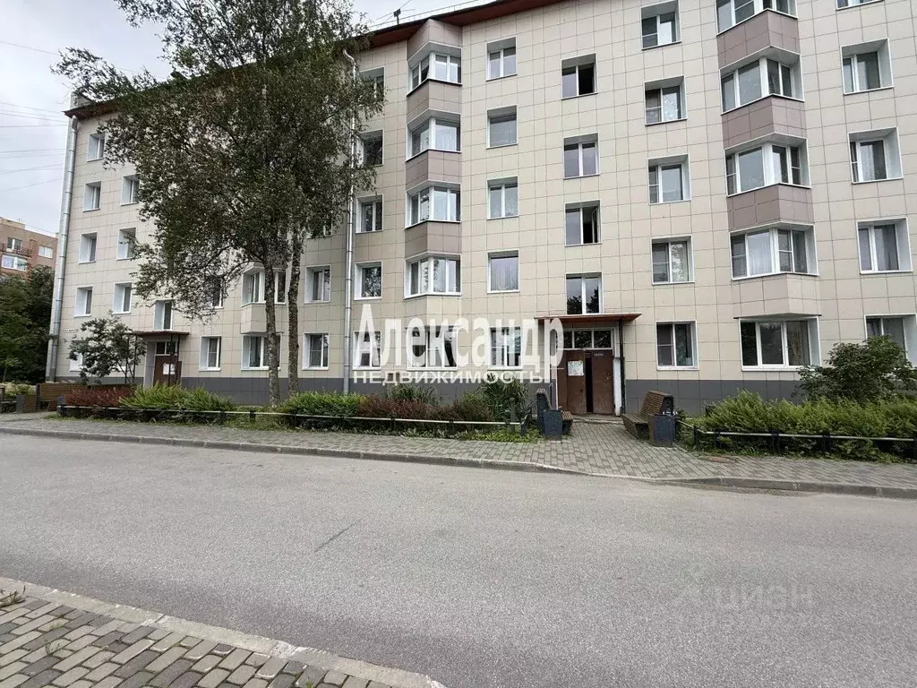 3-к кв. Ленинградская область, Ломоносовский район, Виллозское ... - Фото 0
