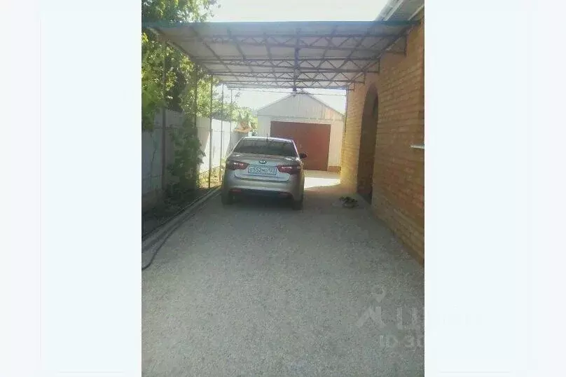 Дом в Краснодарский край, Ейский район, Должанская ст-ца Озерный пер., ... - Фото 1