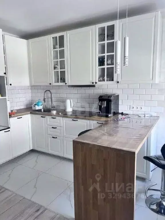 3-к кв. Башкортостан, Уфа ул. Даяна Мурзина, 13 (82.2 м) - Фото 0