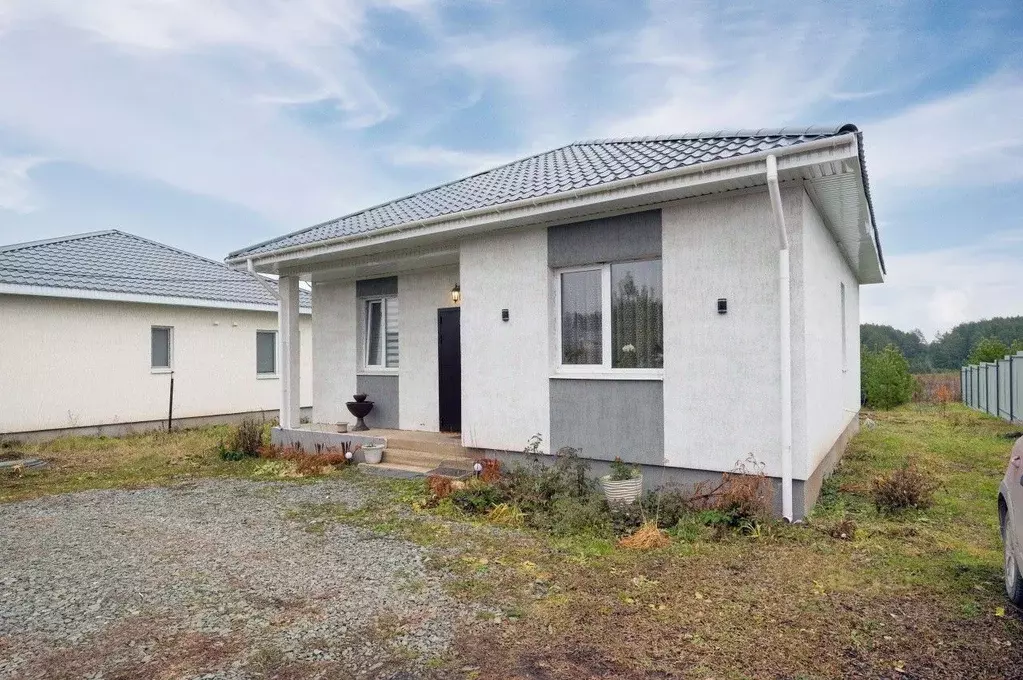 Дом в Свердловская область, Сысертский муниципальный округ, пос. ... - Фото 1