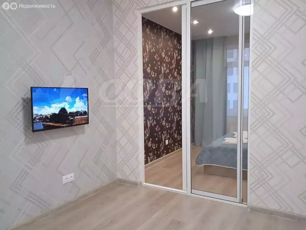 Квартира-студия: Тюмень, Краснооктябрьская улица, 14 (29 м) - Фото 1