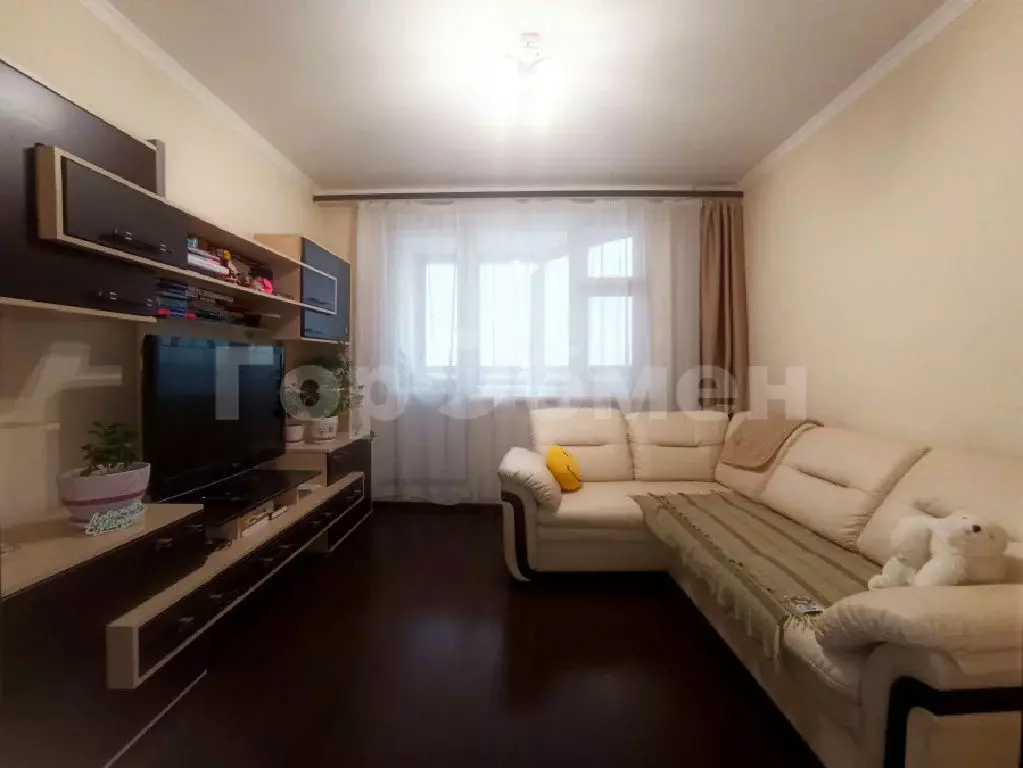 Продается 3-комнатная квартира - Фото 1