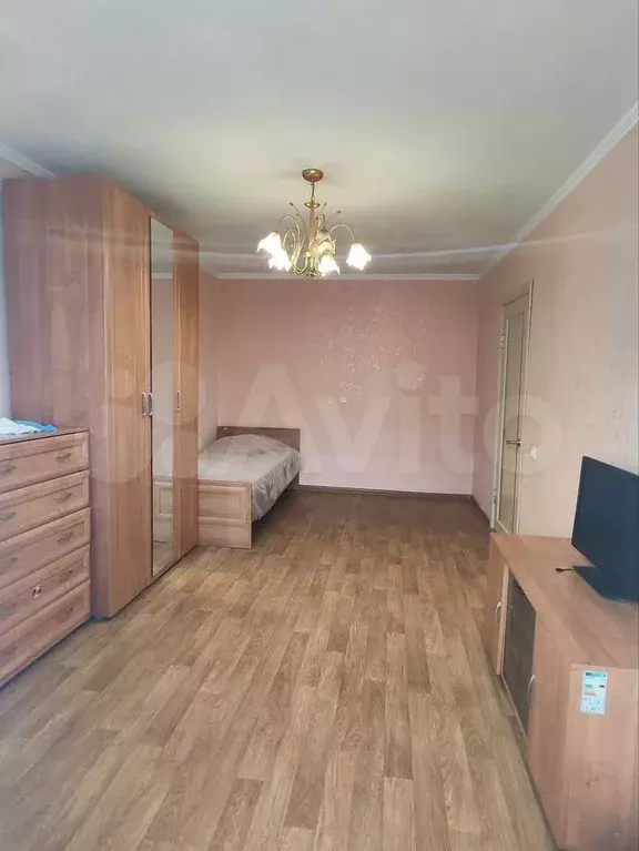 1-к. квартира, 32 м, 4/5 эт. - Фото 1