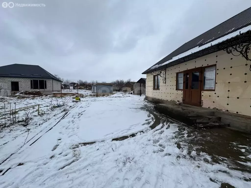 Дом в станица Троицкая, Курортная улица (130 м) - Фото 2