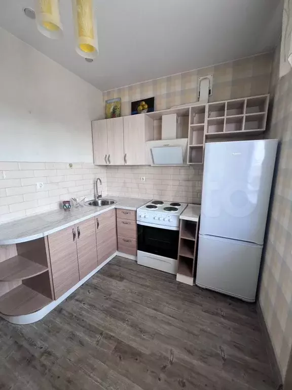 1-к. квартира, 40 м, 7/9 эт. - Фото 0