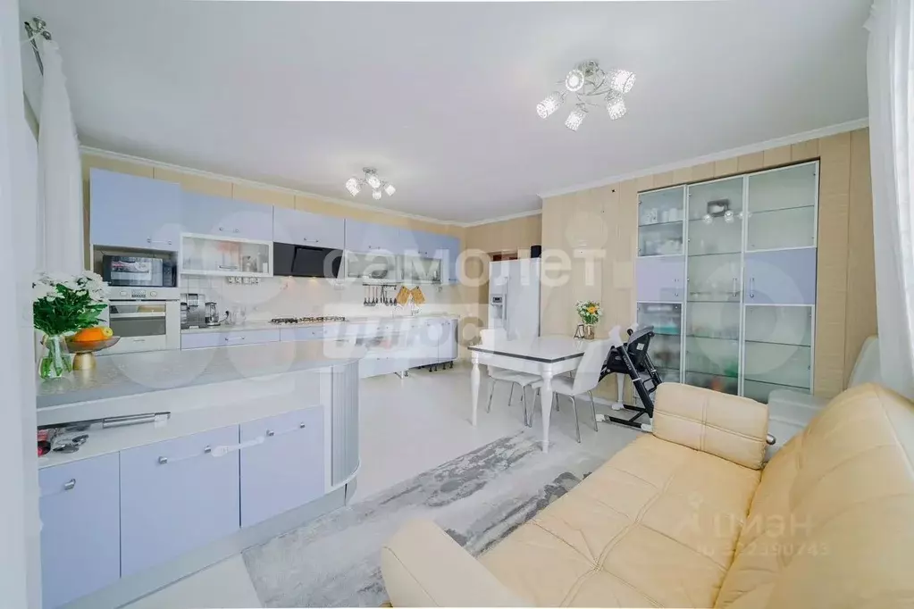 Таунхаус в Свердловская область, Екатеринбург ул. Долинка, 4 (203 м) - Фото 1