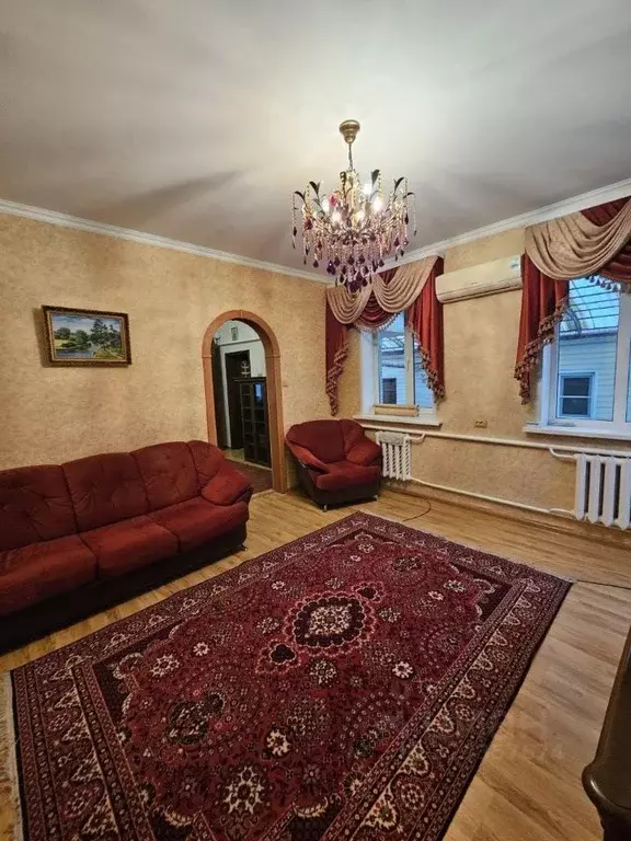 Дом в Краснодарский край, Гулькевичский район, с. Новоукраинское ... - Фото 2