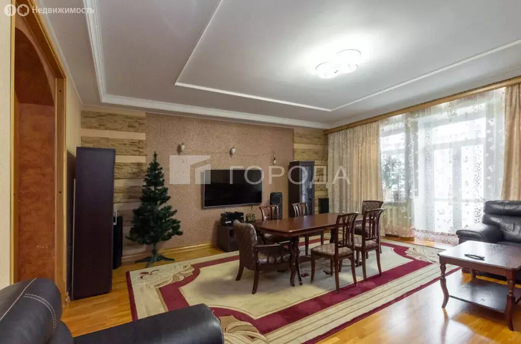 4-комнатная квартира: Барнаул, Социалистический проспект, 38 (174 м) - Фото 0