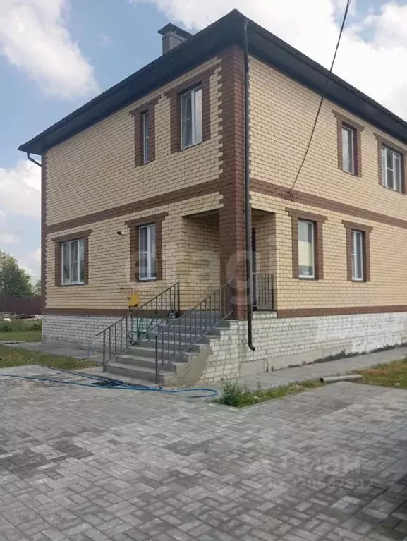 Дом в Воронежская область, с. Новая Усмань ул. Конструкторов, 15 (252 ... - Фото 0