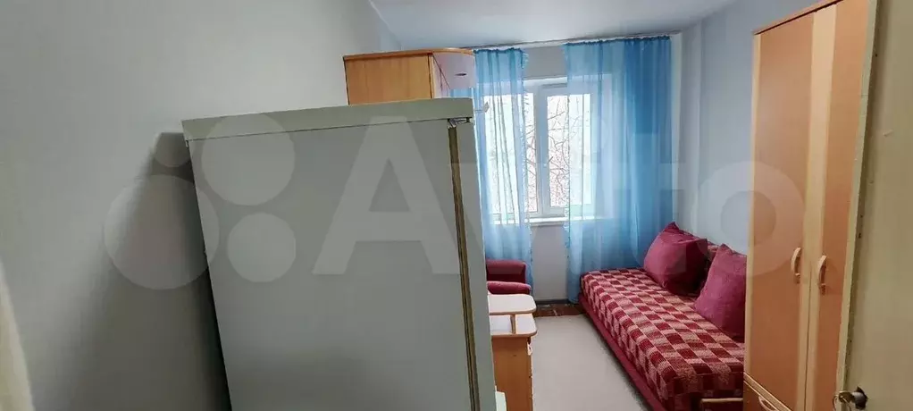 Комната 11 м в 3-к., 1/5 эт. - Фото 0