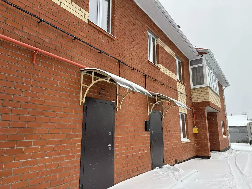 Таунхаус в Воронежская область, Борисоглебск ул. Середина, 37 (120 м) - Фото 1