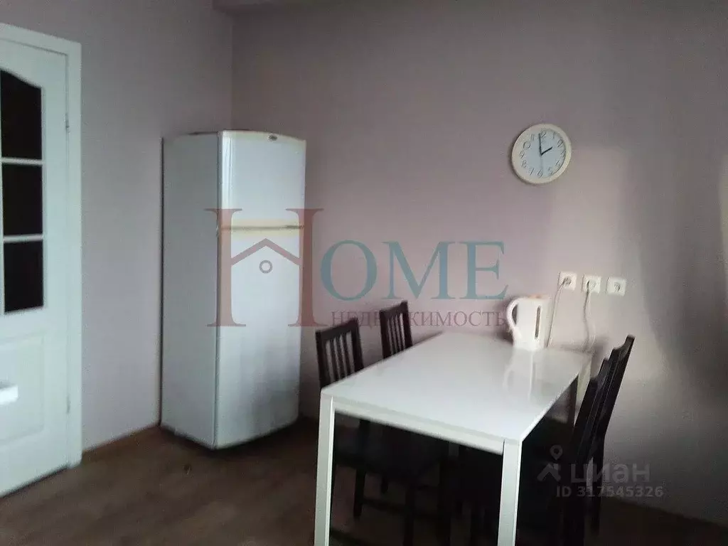 2-к кв. Новосибирская область, Новосибирск ул. Кирова, 27/3 (64.0 м) - Фото 1