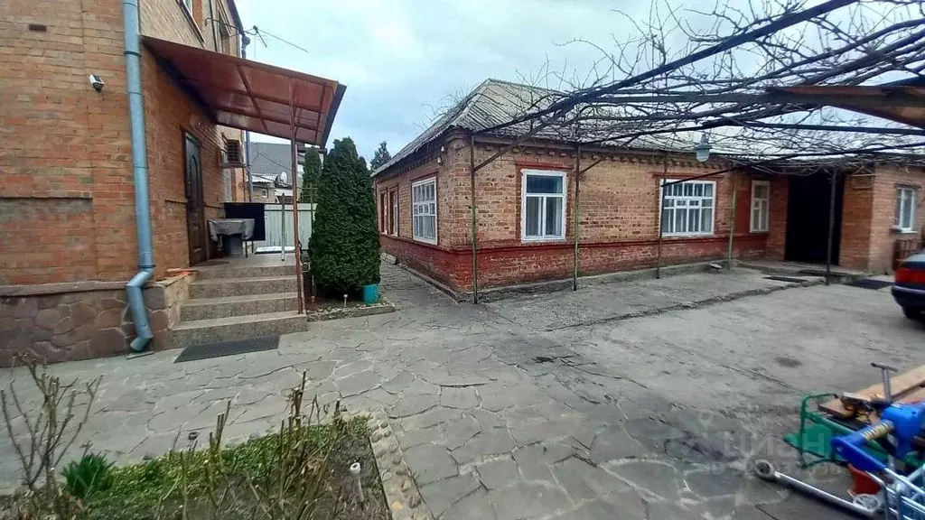 Дом в Ростовская область, Ростов-на-Дону Ровенская ул. (65 м) - Фото 1