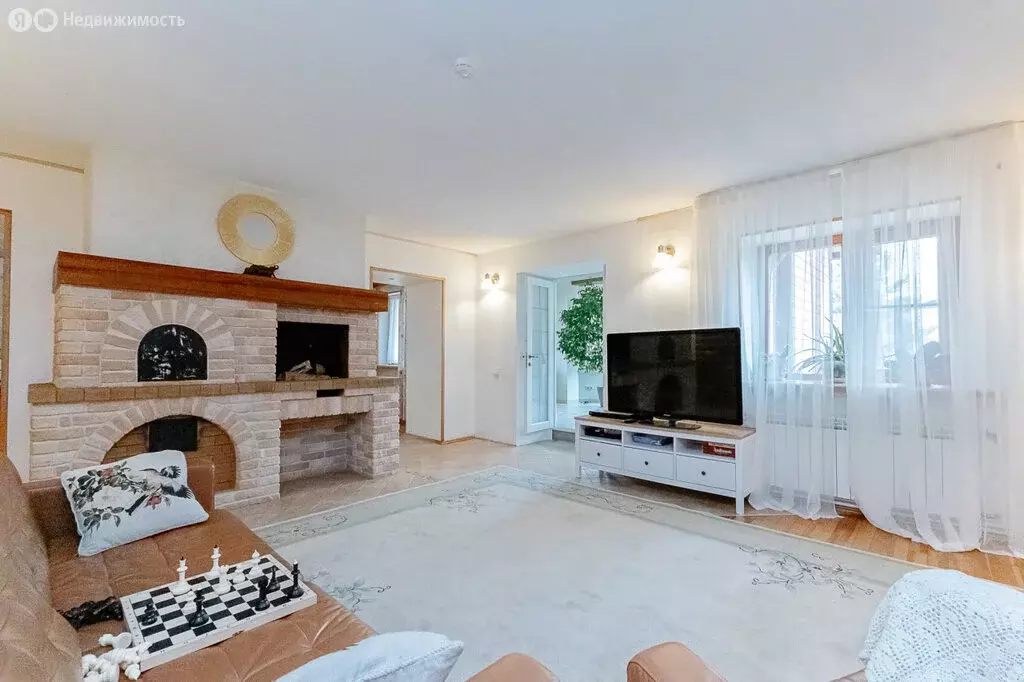 Дом в Свердловская область, Сысертский муниципальный округ, деревня ... - Фото 1