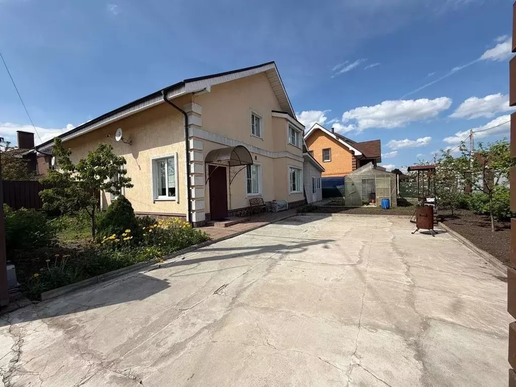 Таунхаус в Московская область, Щелково городской округ, Лосиный ... - Фото 1