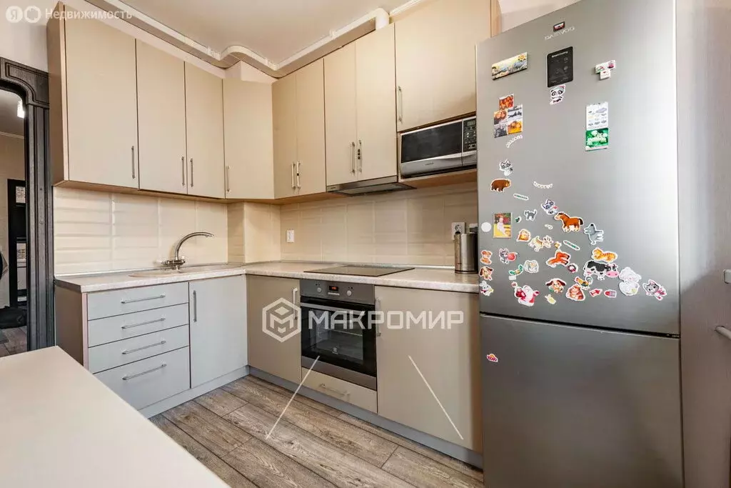 3-комнатная квартира: Мурино, Охтинская аллея, 12 (70.7 м) - Фото 2