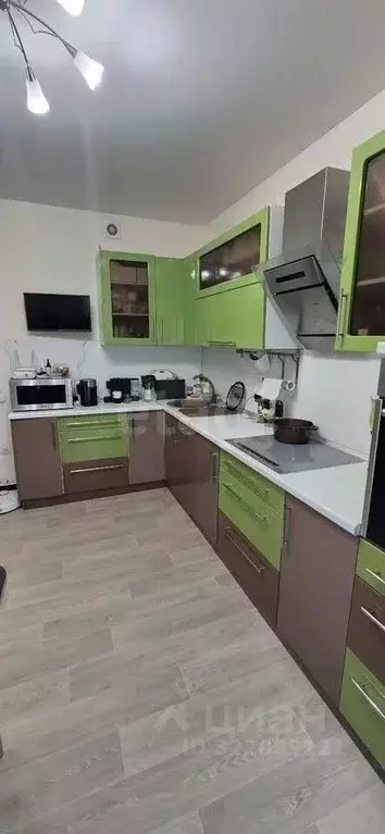 2-к кв. Ямало-Ненецкий АО, Новый Уренгой Дружба мкр, 6/1 (60.3 м) - Фото 1