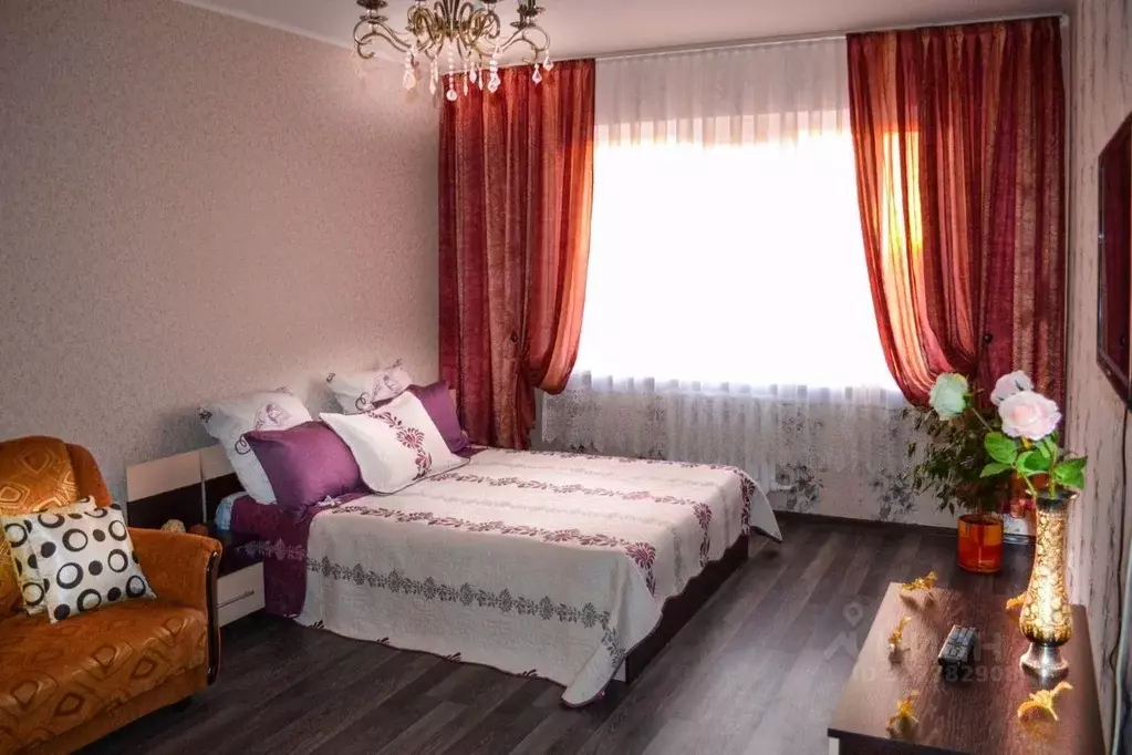 1-к кв. Брянская область, Брянск Советская ул., 95к1 (54.0 м) - Фото 1